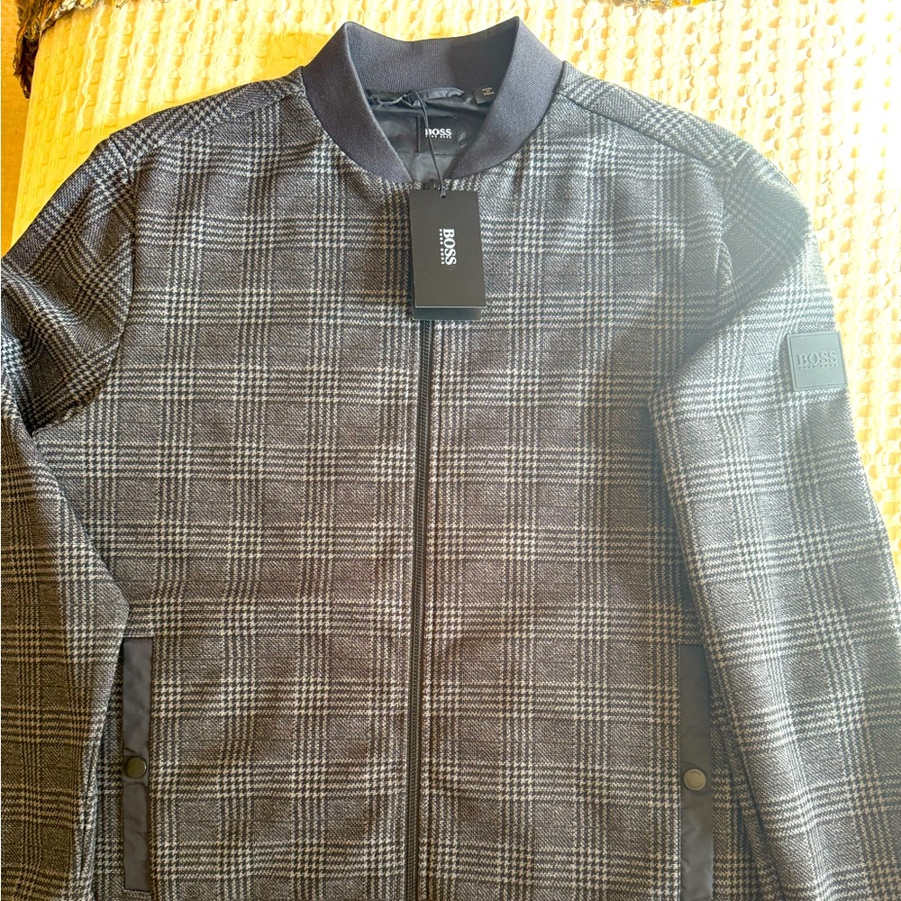 New Boss Plaid light weight jacket size M